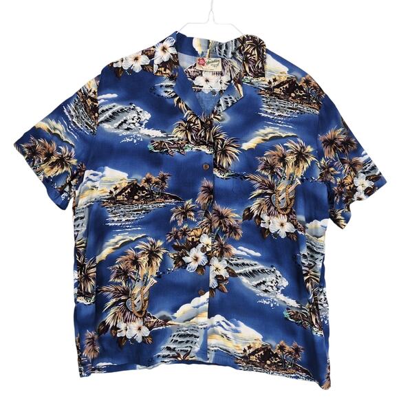 Hilo Hattie Men's M Hawaiian Camp Shirt Beach Floral Ukulele Aloha Hawaii Made - Picture 1 of 6